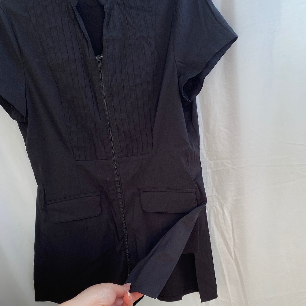 Luxury Spa Tunic Top Size: Small - Picture 8 of 12